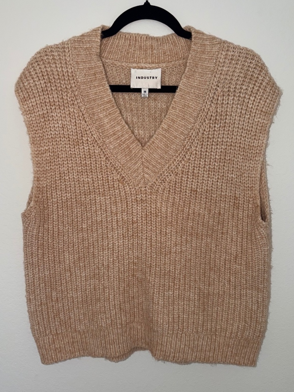 Industry Tan Ribbed Knit V-Neck Sweater Vest Size Medium